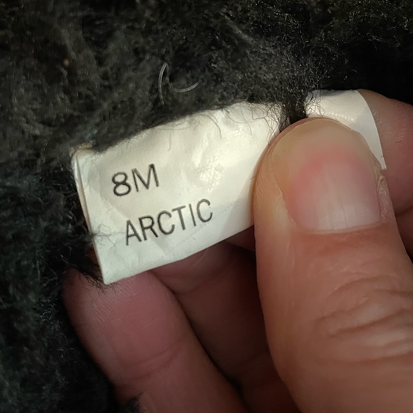 Fuzzy snow boots - Picture 8 of 8